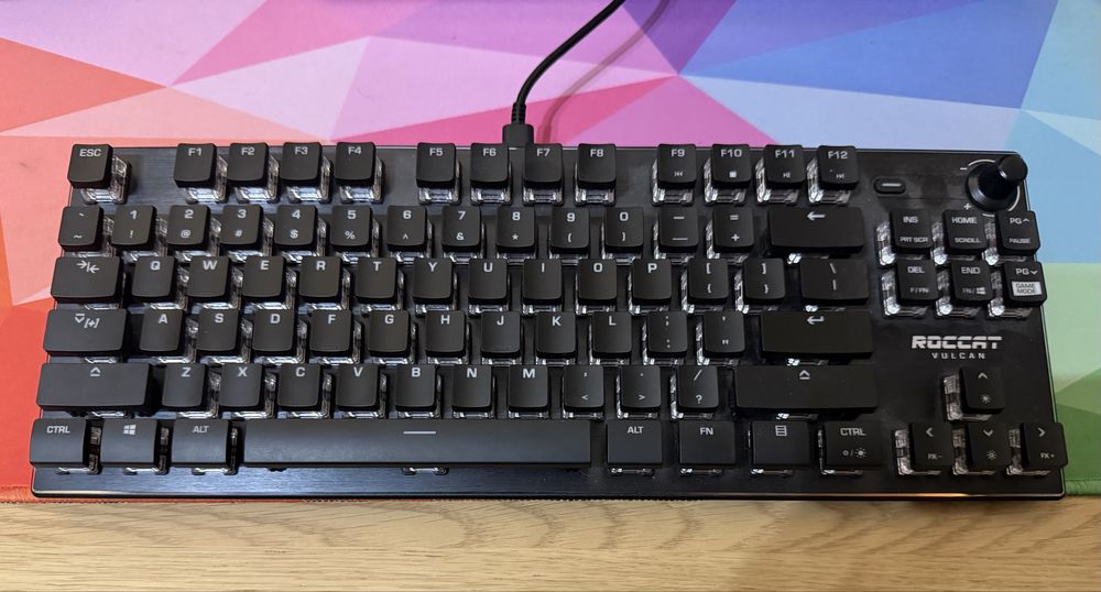 Klawiatura mechaniczna RGB Roccat Vulcan TKL ROC-12-272