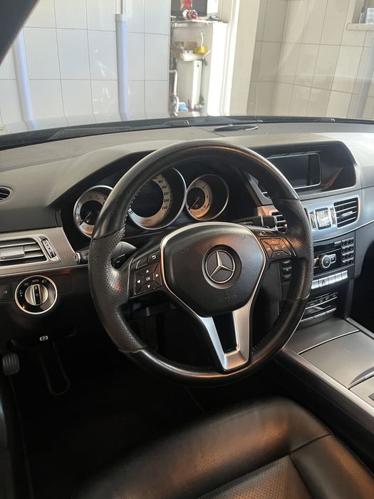 Mercedes-Benz W212(FL) 2014 года.