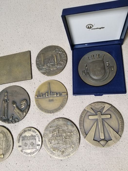 12 Medalhas em Bronze