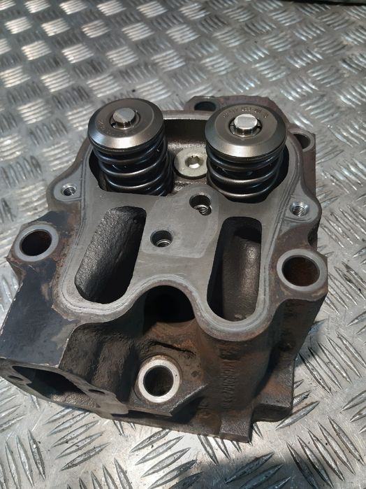 Mercedes-Benz Głowica Cylindra 4470160001