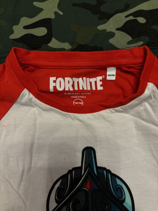 Bluzy 2 Playstation i Fortnite 146/152