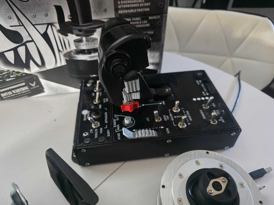 Thrustmaster Warthog Full Kit Plus Pudełko plus dedykowane uchwyty!