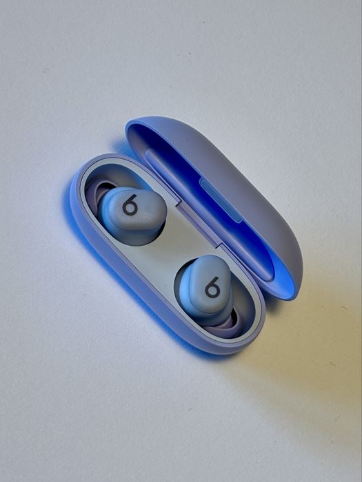 Beats Solo Buds bardzo zadbane i w pełni sprawne