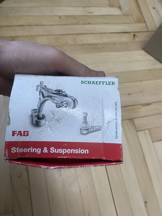 Втулка стабілізатора переднього 819011610 BMW X5 E53