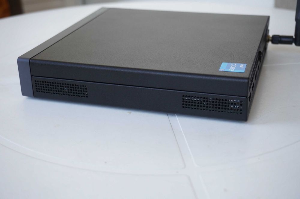 Lenovo ThinkCentre Neo 50q Gen 5 i7-13420H 16GB SSD 512GB