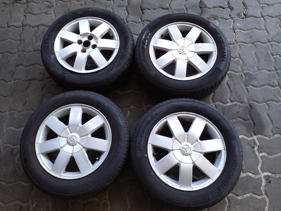 Jantes Toyota R15 Furação 4X100 Com Pneus 195/60