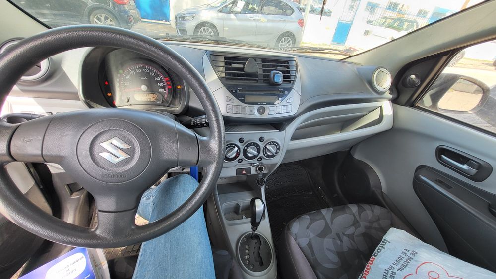 Suzuki Alto 1.0, com problema na cabeça do motor