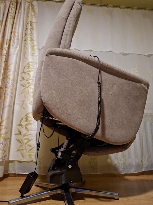 Fotel wielofunkcyjny Hukla