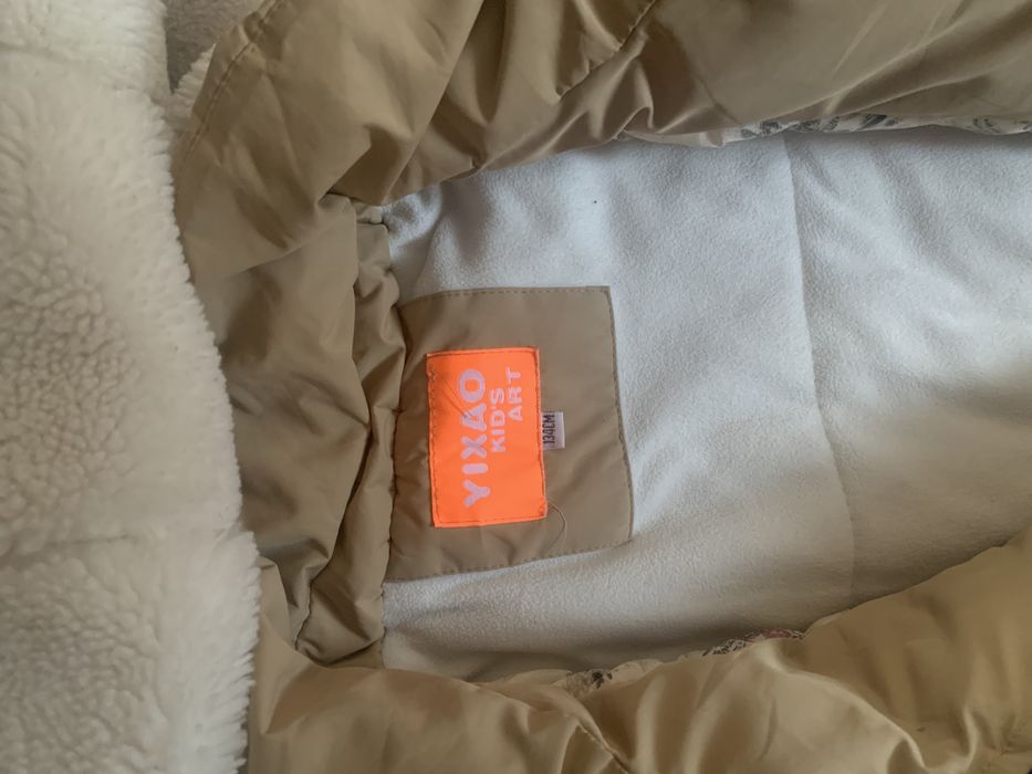 Зимня куртка 134 розміо