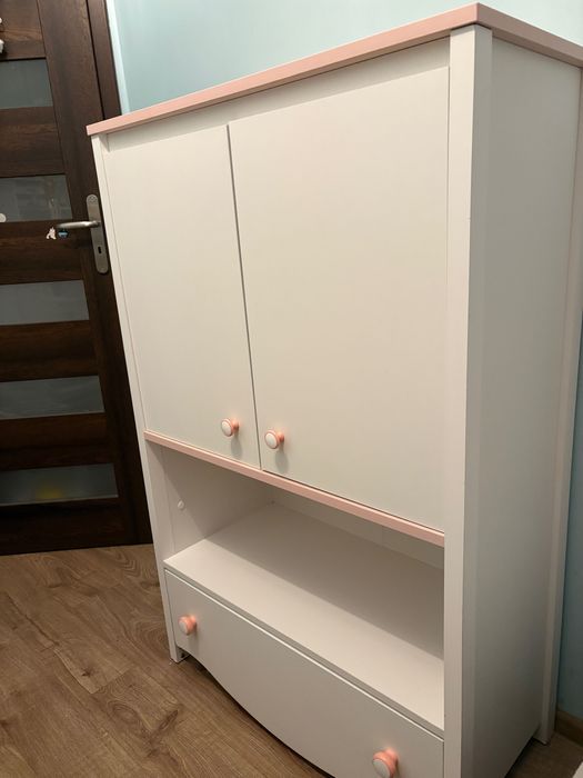 Komoda do pokoju dziewczynki