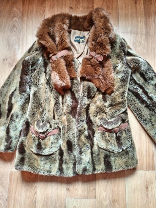 Полушубок 46 р б/у