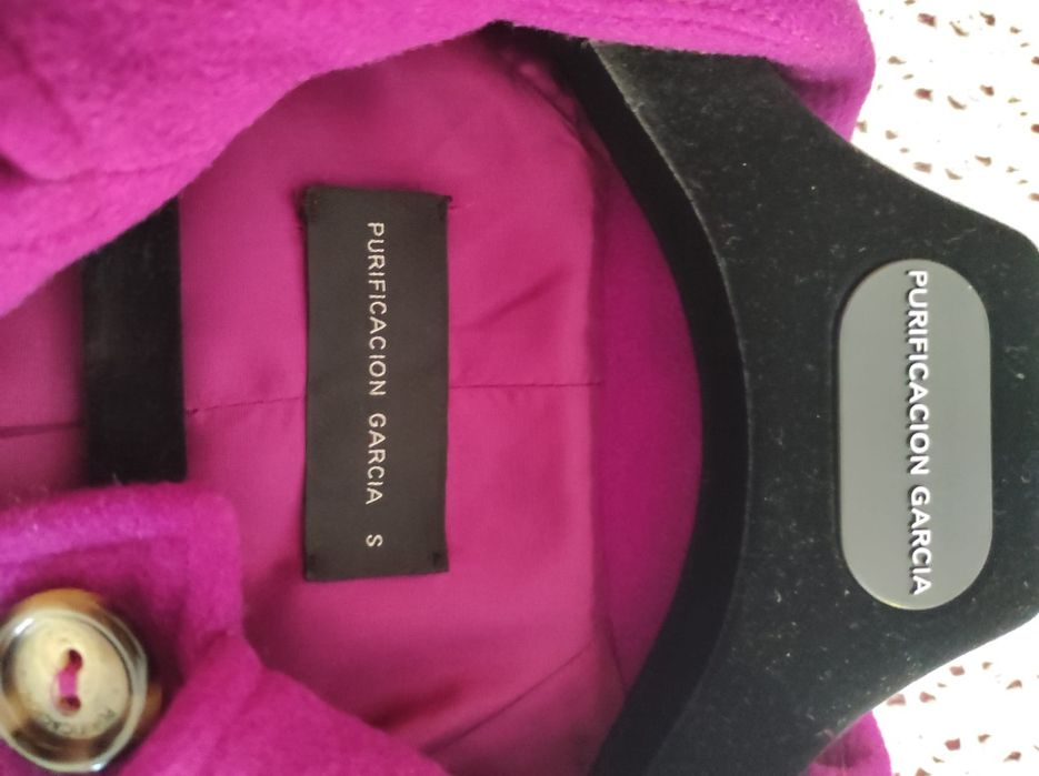 Casaco de fazenda fuxia, Purificacion Garcia