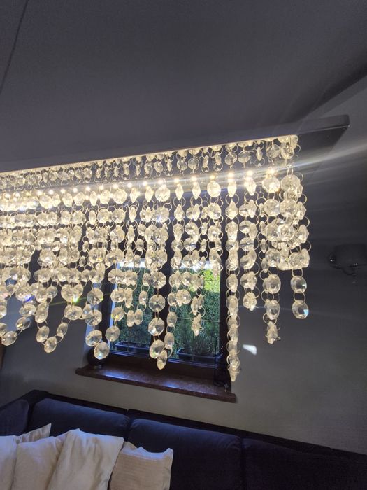 Lampa ledowa z krysztalkami