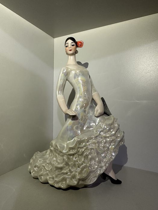 Фарфоровая  статуэтка Кармен, Испанский танец, Киевський ЕКХЗ