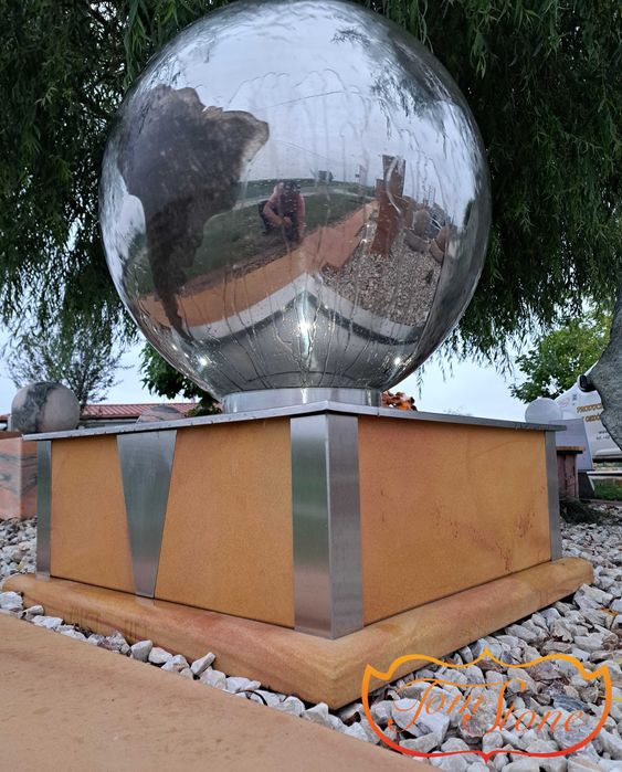 FONTANNA OGRODOWA Fontanna tarasowa Kula ze stali nierdzewnej GLOBUS