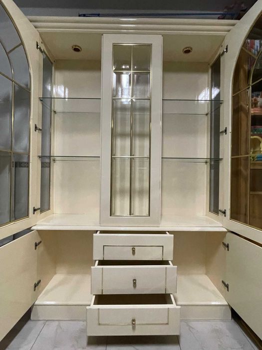 Móvel cristaleira vitrine sala