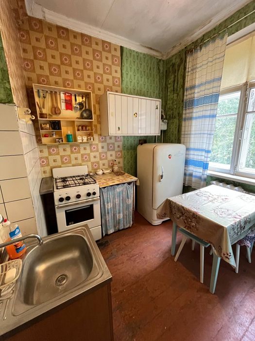 Продам 2-х кімнатну квартиру в м Жовті Води, вул. Хмельницького