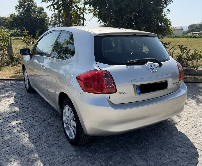 Toyota Auris 1.4 D4D Nacional um dono revisoes todas na marca