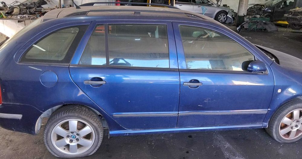 Skoda Fabia para peças