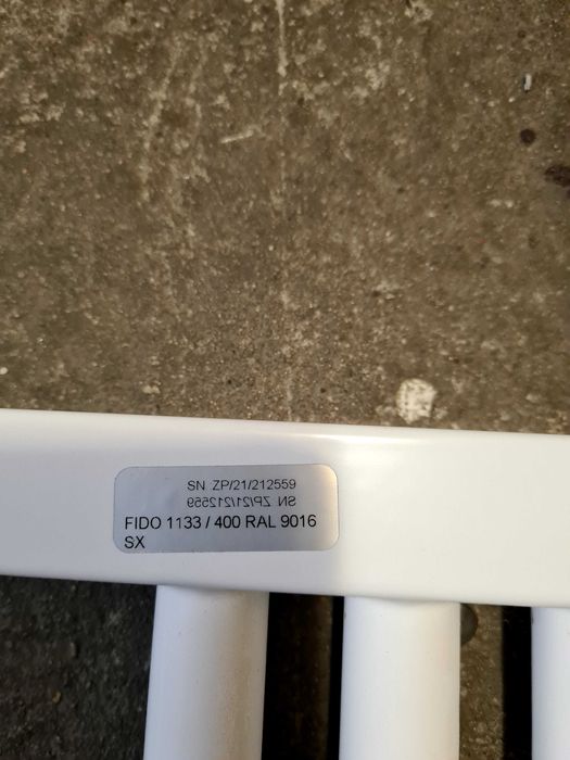 Grzejnik FIDO 1133/400 RAL 9016 SX