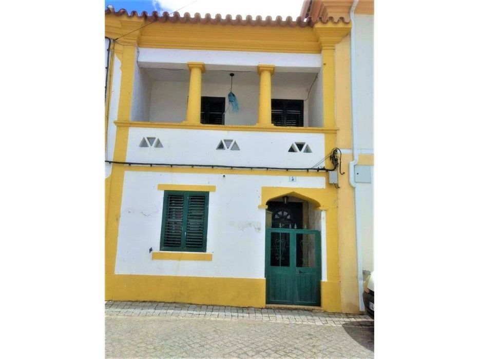 Moradia T6 com Quintal de 200 m2