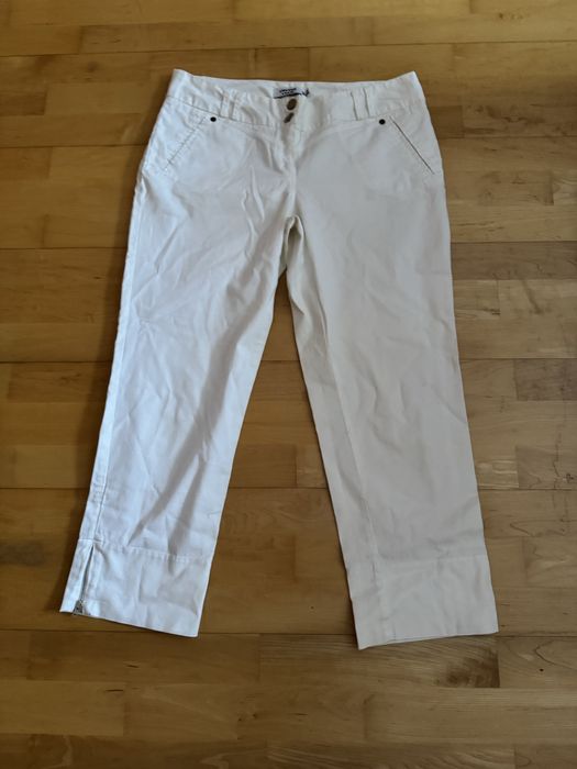 Białe spodnie Cotton Club