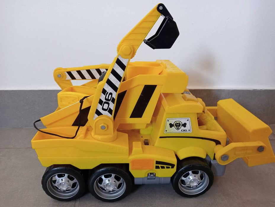 Camião patrulha pata