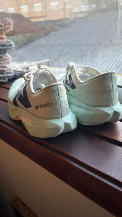 New Balance Rebel v4 (43)