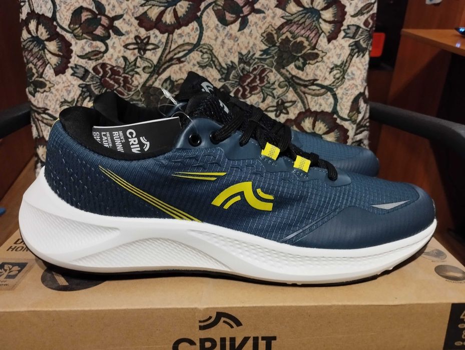 Мужские водонепроницаемые кроссовки