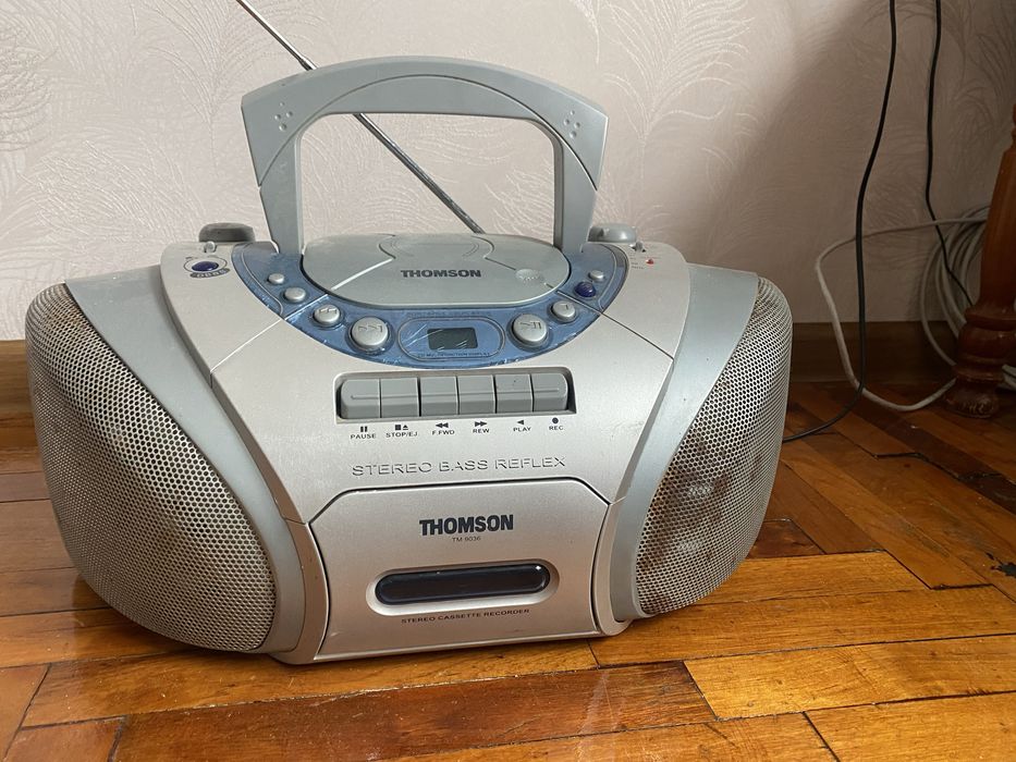 Магнітофон Tomson
