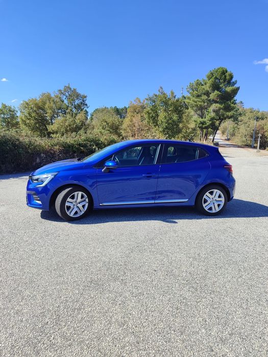 Renault Clio 1.6 E-tech Hybrid