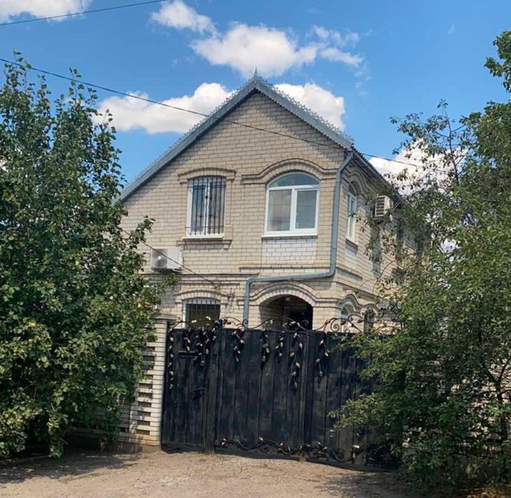 Продаю будинок Золочів