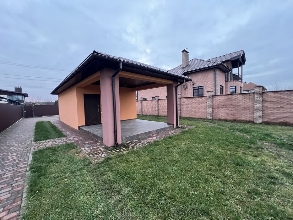 Будинок 161м2 з окремим гаражем, 8 соток ділянка у Білогородці!