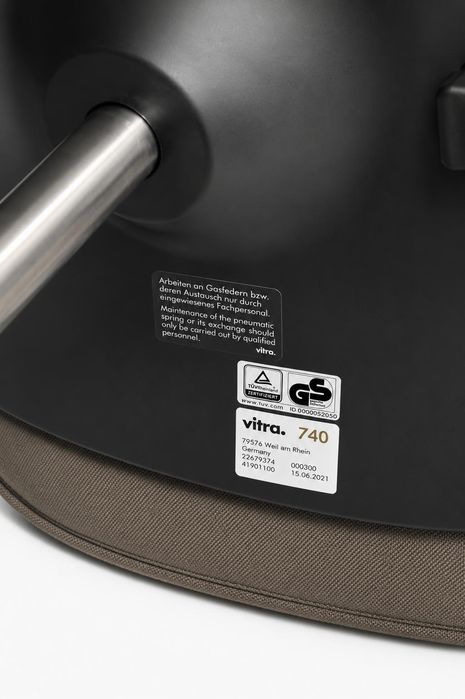 Cadeira Vitra modelo Rookie