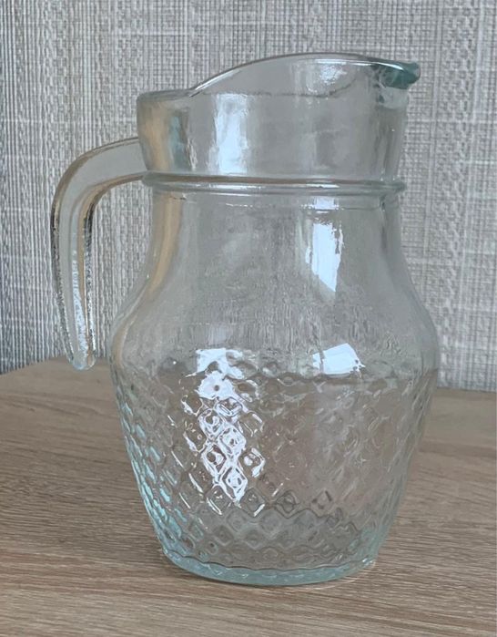 Скляний глечик Garbo Glass, 0,5 л