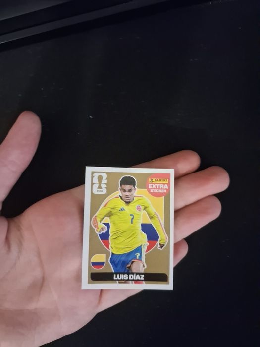 Extra gold стікер Panini fifa worild cup 2026