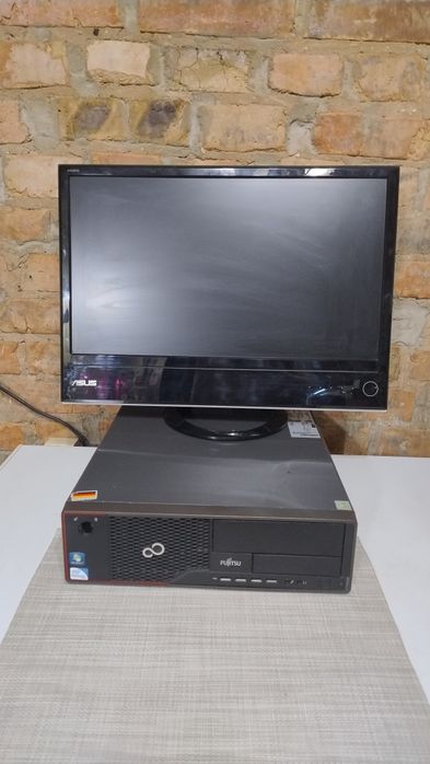 Моноблок Fujitsu Esprimo E700+ монитор Asus ML228