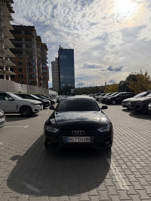 AUDI A4B8,5  2013 перший власник