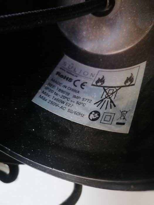 Lâmpadas com filamentos decorativas