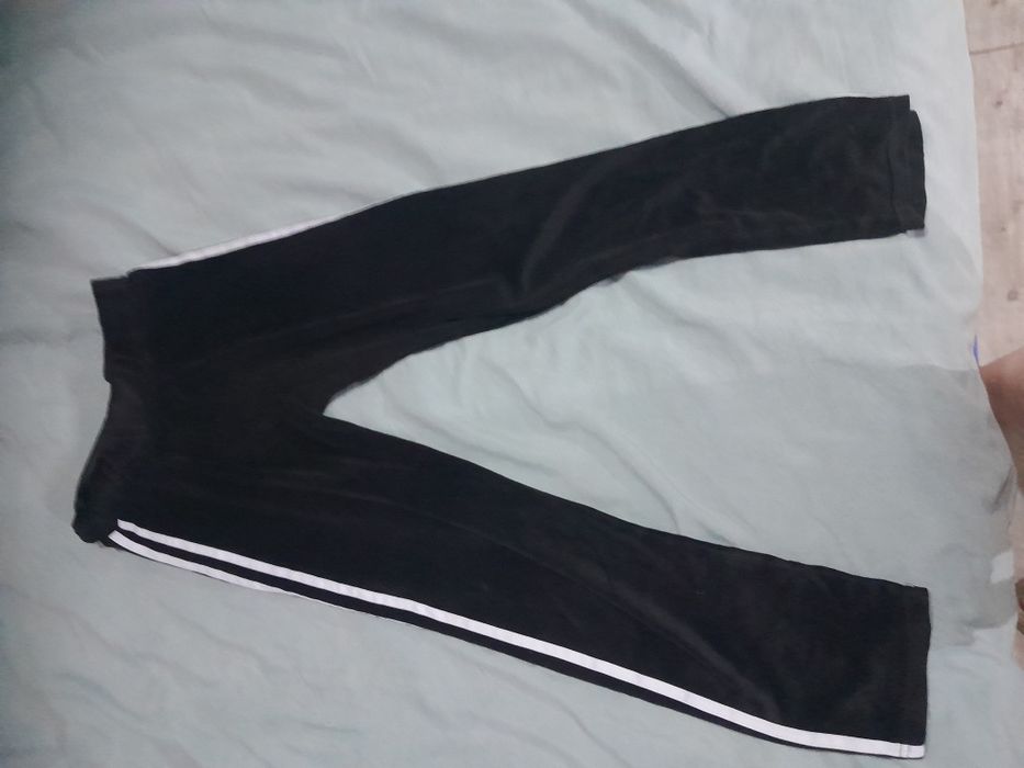 Spodnie dresowe welurowe damskie S/m