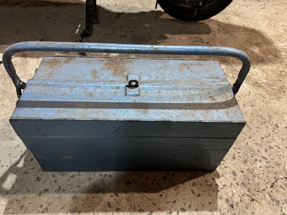 Ящик для инструмента