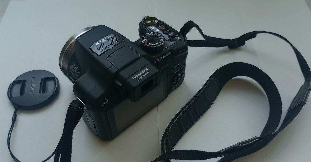 Фотоапарат Panasonic Lumix DMC-FZ45
