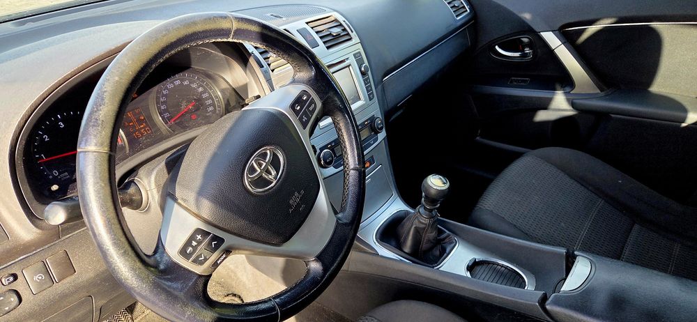 Toyota Avensis 2,0