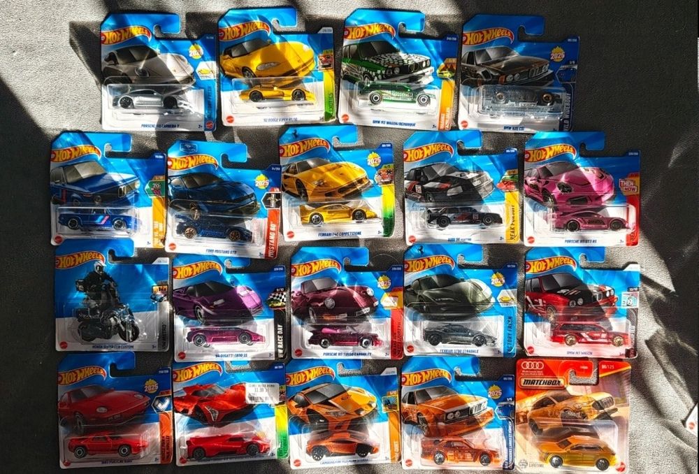 HitWheels Kolekcja samochodów 49 sztuk