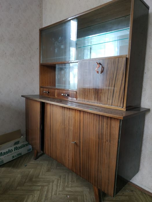 Zabytkowy stary kredens, barek, bufet, regał, antyk