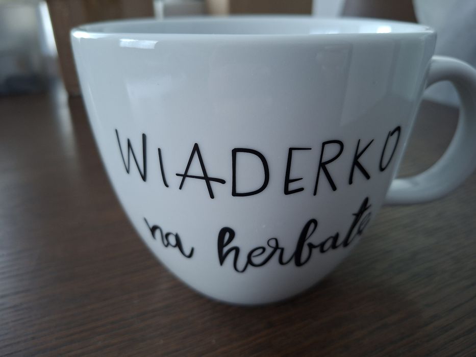 Kubek biały poj. 1L