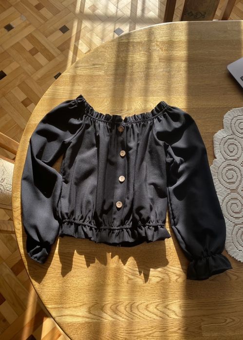 czarna elagancka bluzka crop top hiszpanka