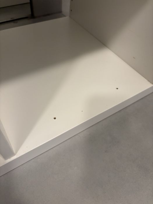 Kallax 2x4 biały z ciekawymi dodatkami