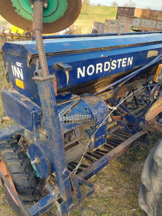 Sprzedam siewnik nordsten 3m