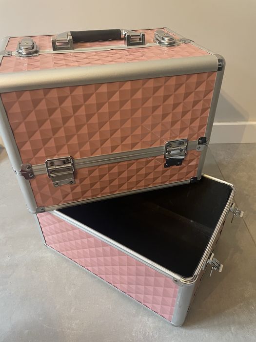 Kufer kuferek kosmetyczny fryzjerski